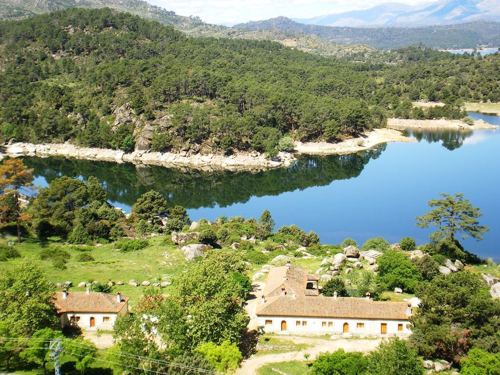 Nucleo De Turismo Rural Valle De Iruelas Las Cruceras Exterior photo